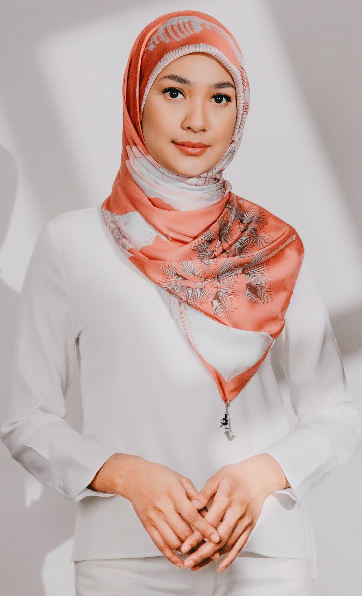 The Malaysia dUCk Square Scarf - Pertiwi