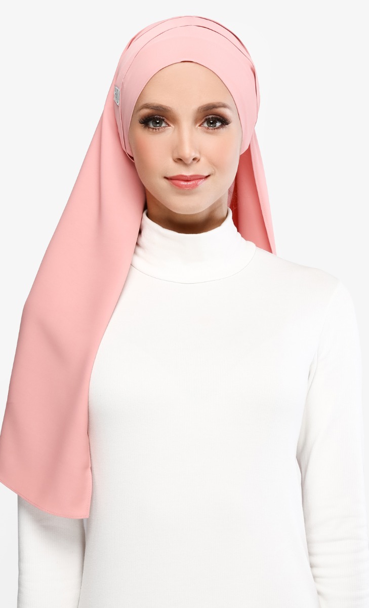 Sofya Half Moon Scarf In Salmon Pink