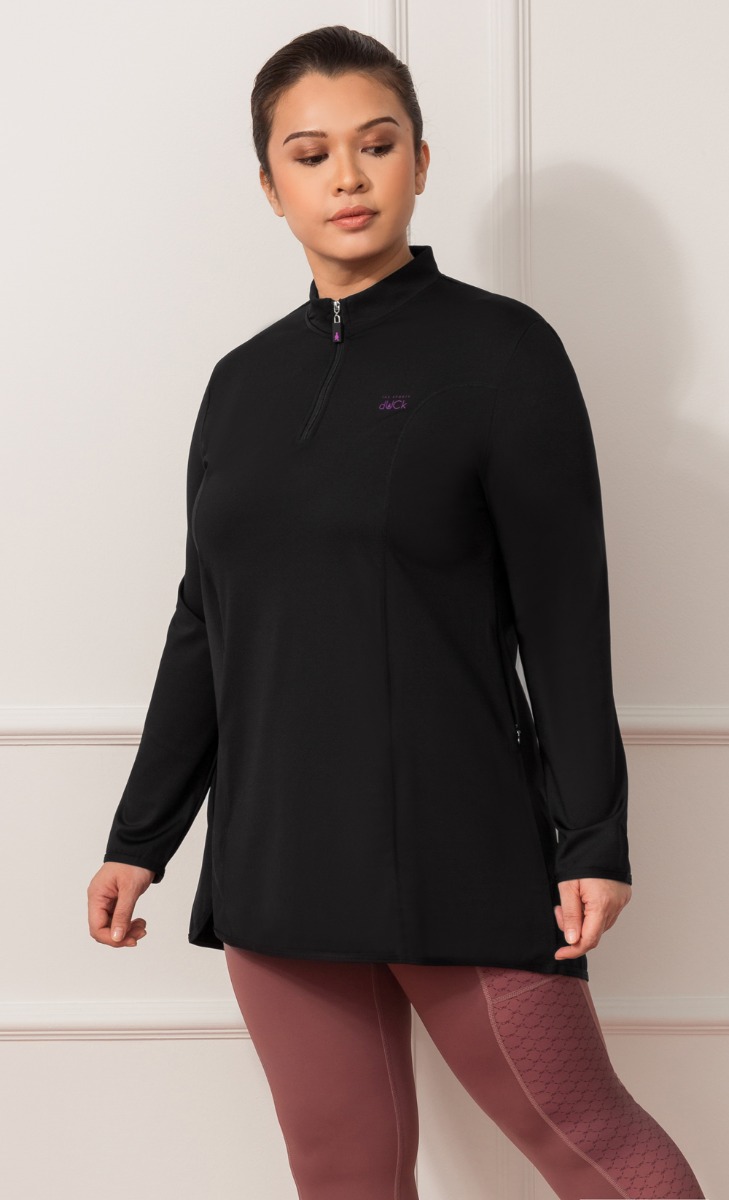 The Sporty dUCk Motion Top in Black