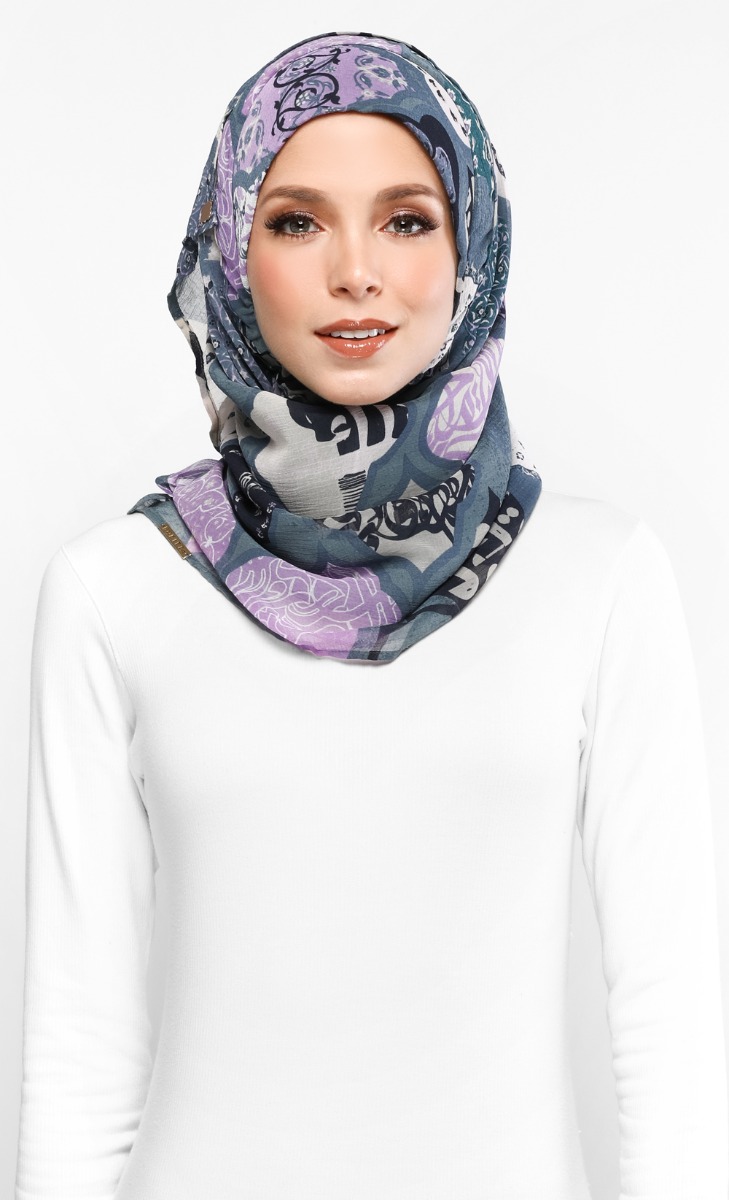 Voila Mini Printed Scarf in Dunyazad Blue