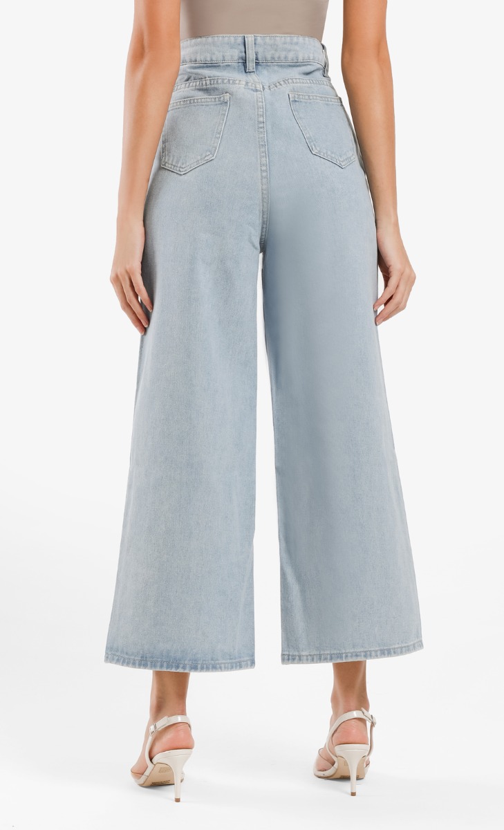 Wide Leg Denim Jeans in Light Blue | FashionValet