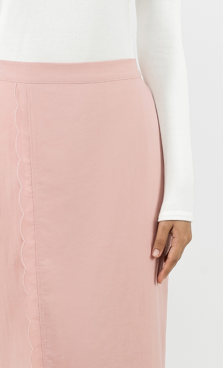 Widuri Skirt in Dusty Pink image 2